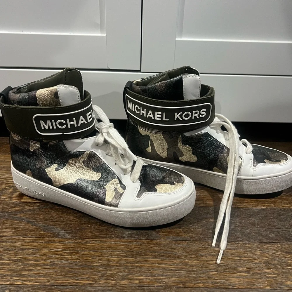 Michael Kors Green Camouflage High-Top Sneakers Gently Used